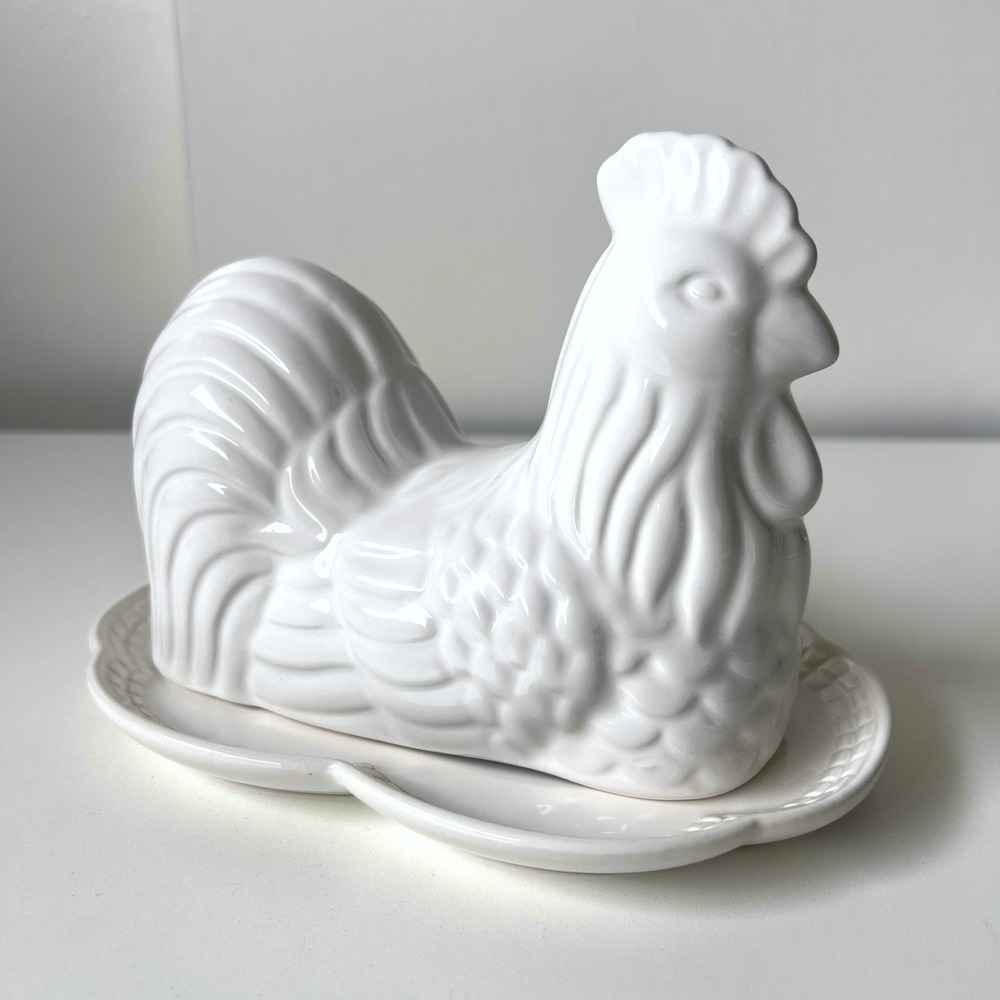 Temp-tations Tara Doodle Doo White Rooster Butter Dish w/ Tray Retired